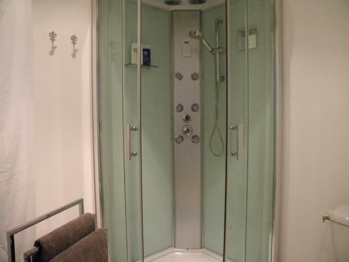 Апартаменты Les Chanceliers Duplex Бон Экстерьер фото
